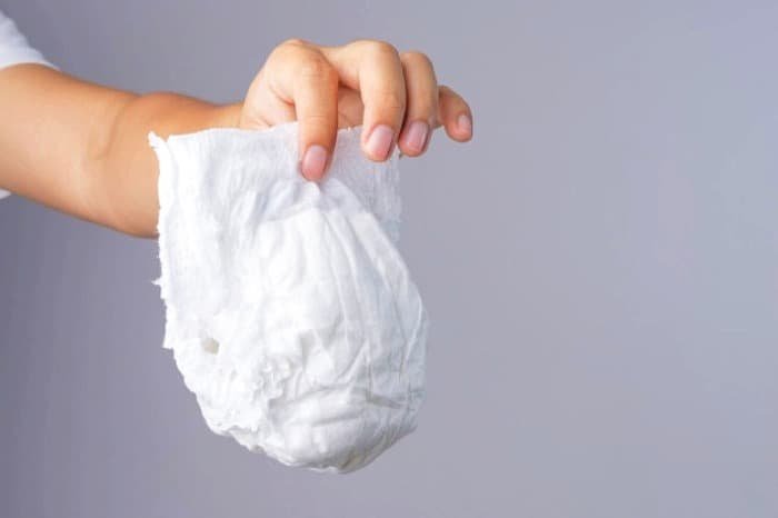Baby poop and formula