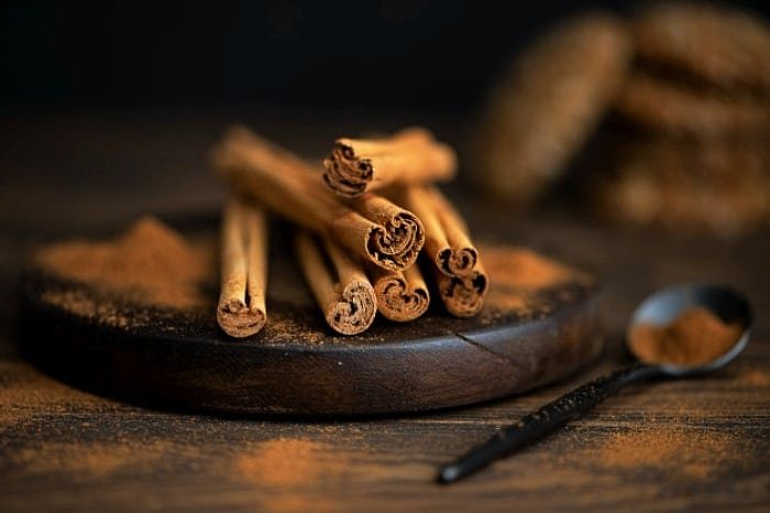 Effects of cinnamon on men