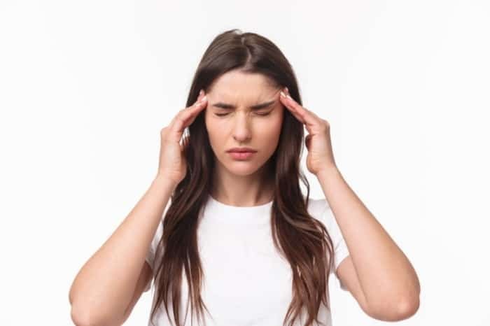 Symptoms of neck-origin headache