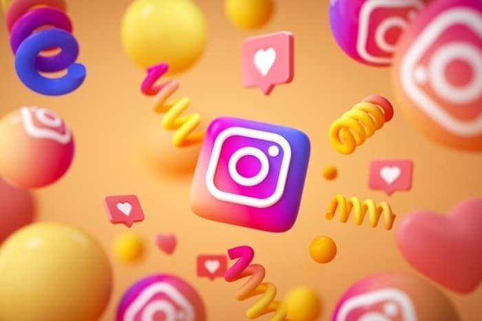 Unfollowing Deleting Instagram account to avoid its negative effects