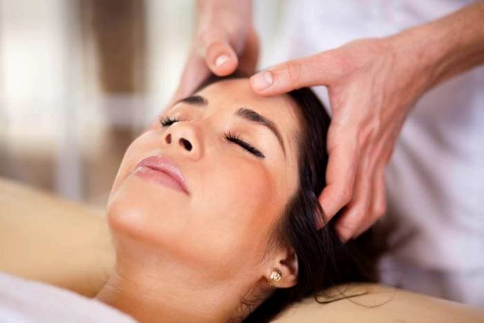 Eyebrow Massage with Milk