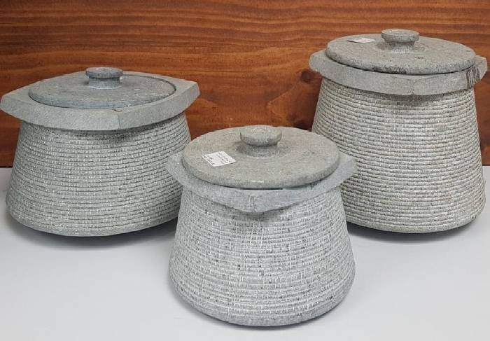 Using a Stone Pot