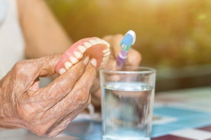 tips about dentures