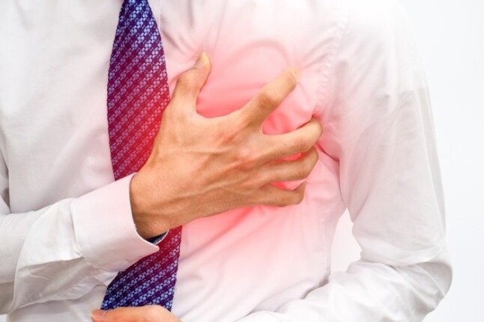 Signs and prevention of heart attacks in men and women