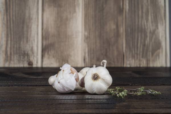 Quickly reducing cholesterol with garlic