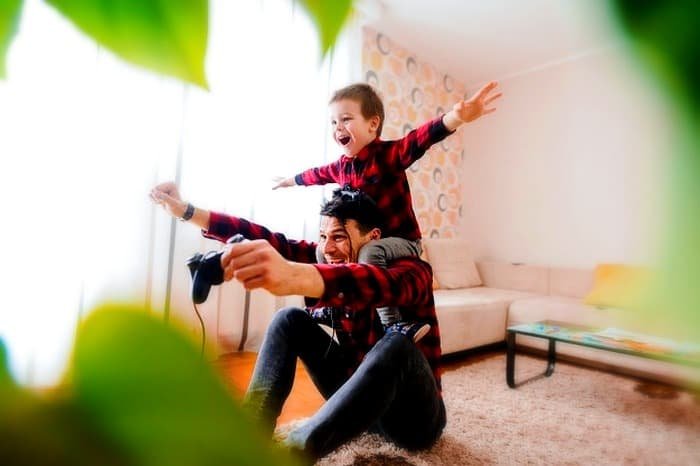 Building a Friendly Relationship Between Parents and Children