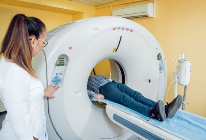 What is a CT scan machine?