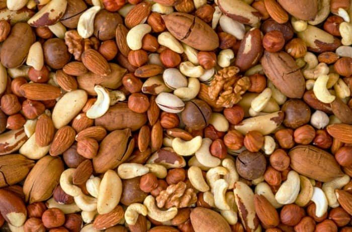 Eat nuts before the engagement