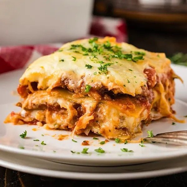 How to Bake Professional-Quality Lasagna in a Home Oven? Letting Lasagna Rest After Baking