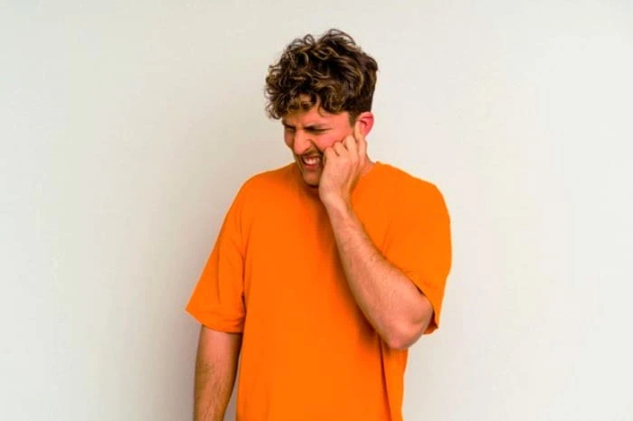 Stress and ears Ear ringing and tumors