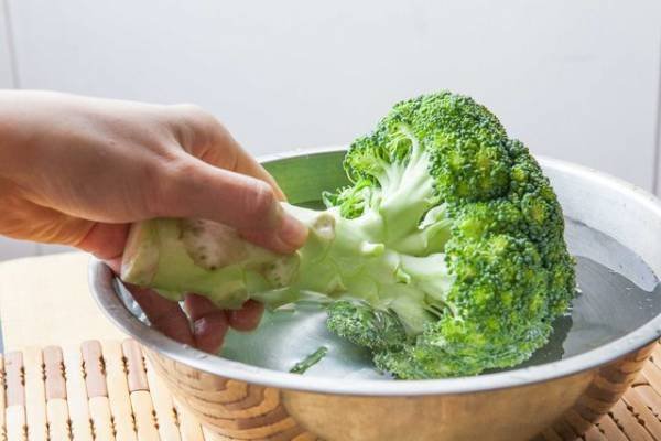 Soaking Broccoli