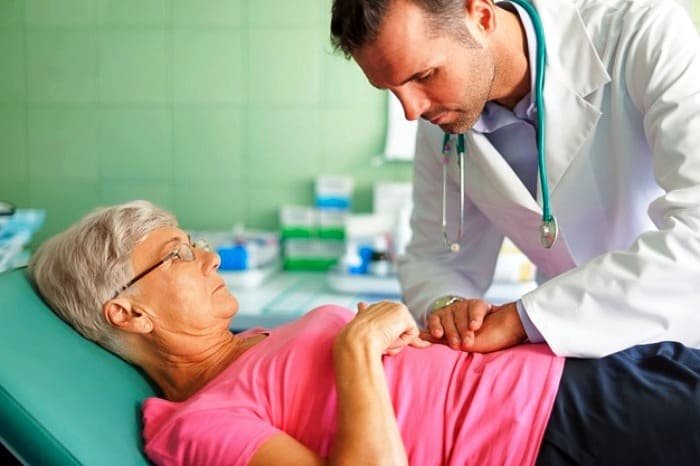 Treating Stomach Ulcers with Traditional Medicine