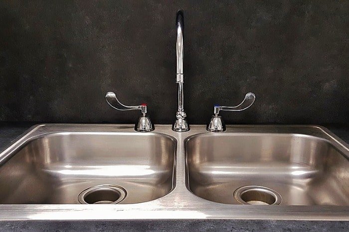 Drains in Sinks