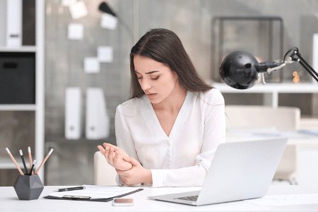 Using ergonomic equipment at work and home reduces body strain. Preventing musculoskeletal disorders, joint pain prevention.