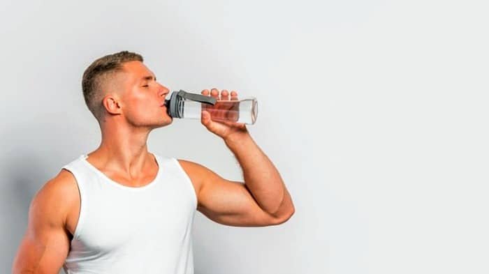 Buying a Metal Water Bottle