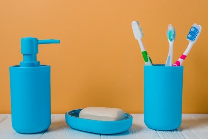 Disinfecting Toothbrush