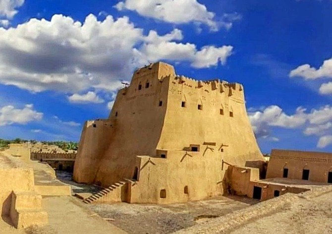 Saravan Castle