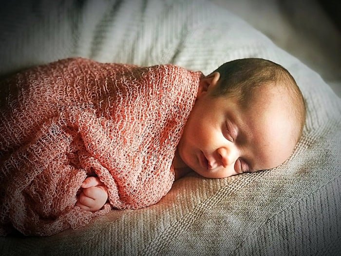 Care for Your Newborn in the First Weeks