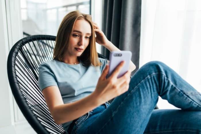 Mobile phone usage as a reason for neck headache