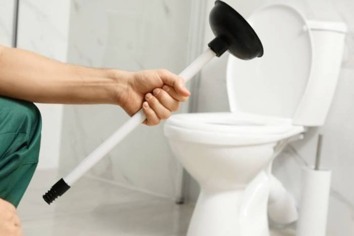 Using a Pump to Unclog Toilets