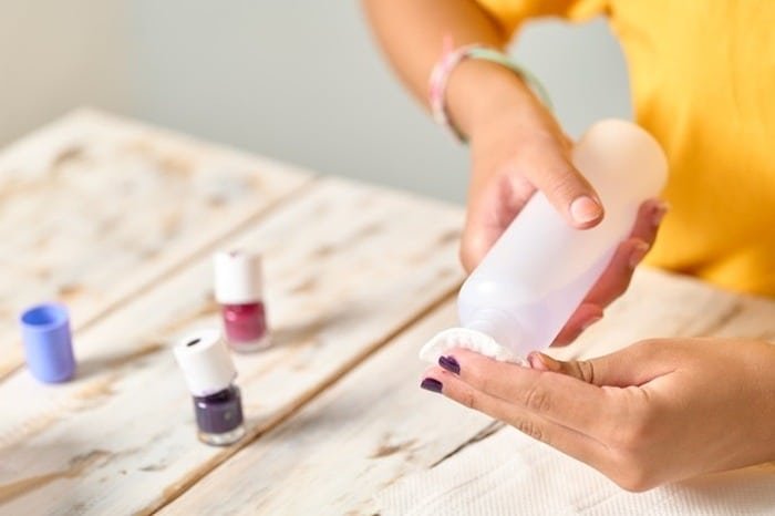 Homemade Method for Removing Nail Polish with Perfume