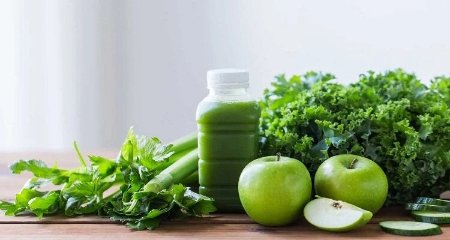 The Sirtfood Diet may be associated with deficiencies in some nutrients. Sirtfood Diet, Sirtfood meal plan