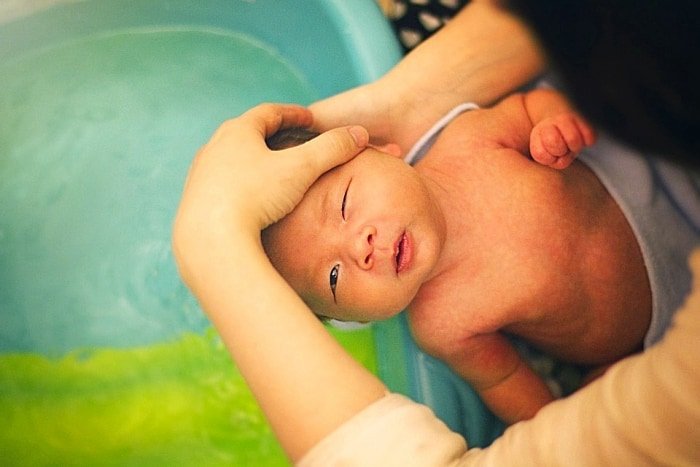 Correct Method for Bathing a Newborn Bathing a Newborn