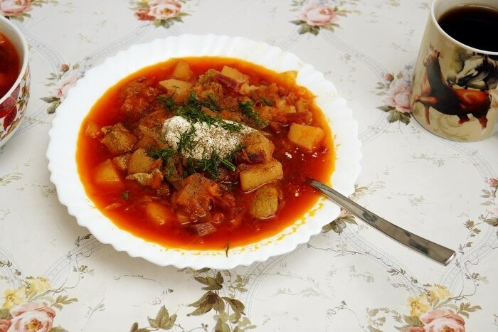 Food with quince and eggplant