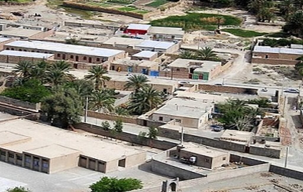 In which province is Saravan located, the border of Pakistan and Iran?