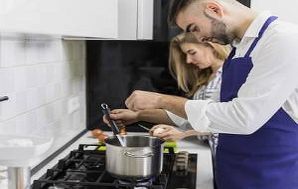 How serious are the side effects of stainless steel cookware?