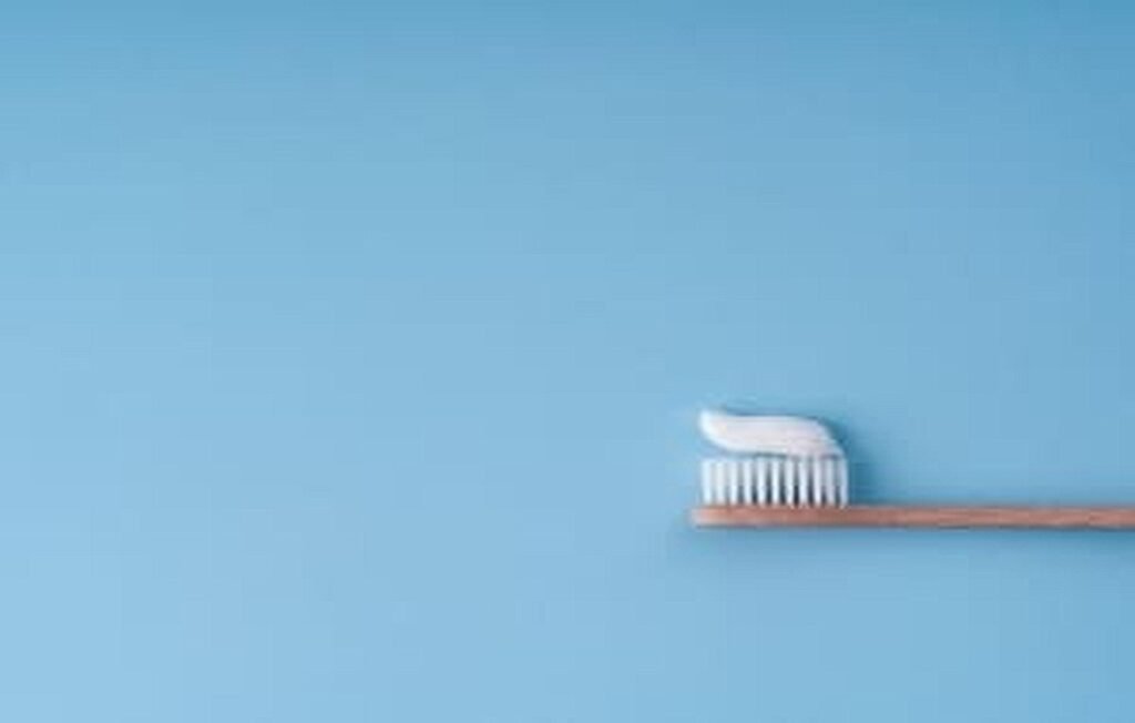 Important Tips for Maintaining and Cleaning Your Toothbrush