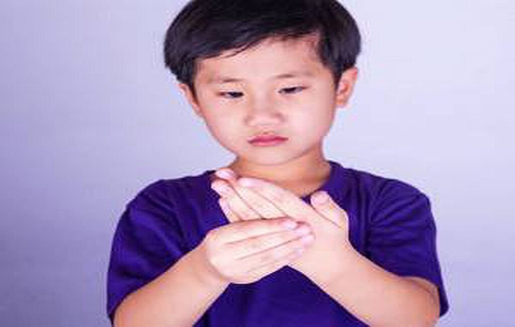 Causes and Symptoms of Arthritis in Children + Treatment for Teen Joint Pain
