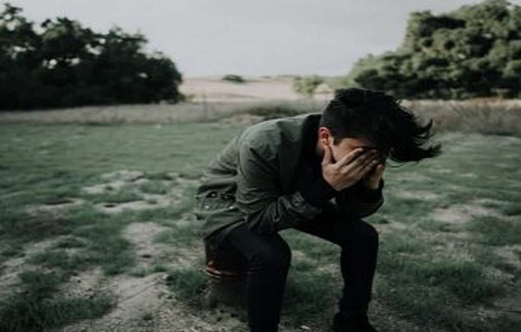 Solutions from Science and Psychologists for Forgetting Bad Memories