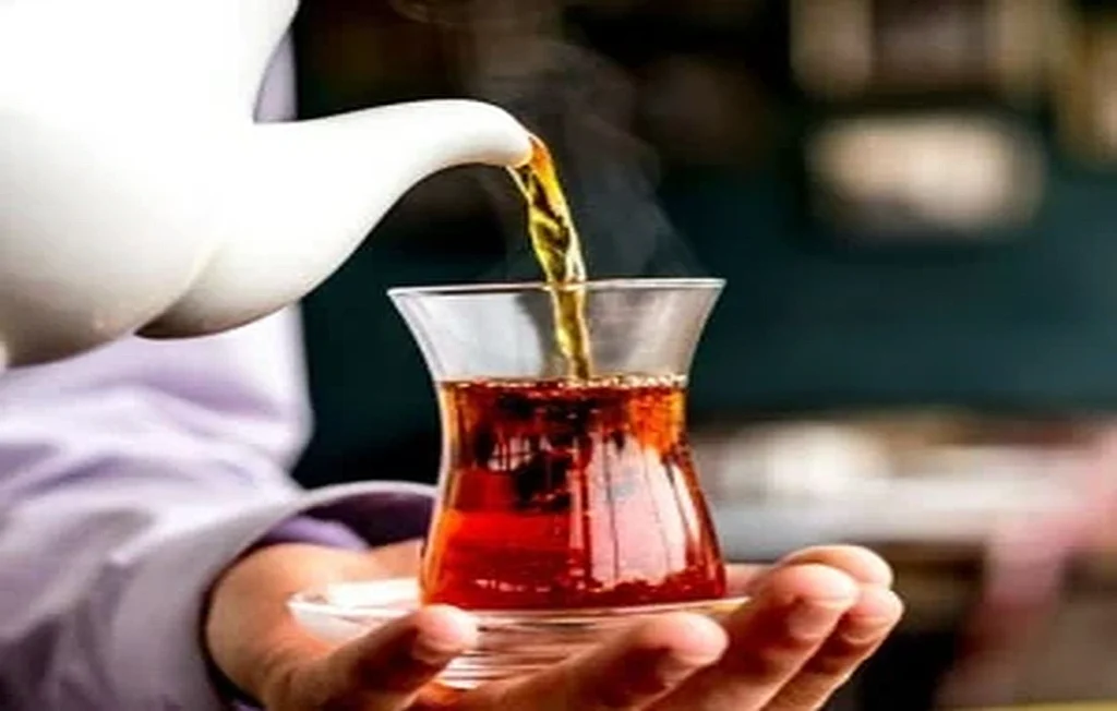 The Secret to Brewing Beautifully Clear and Bright Iranian Tea